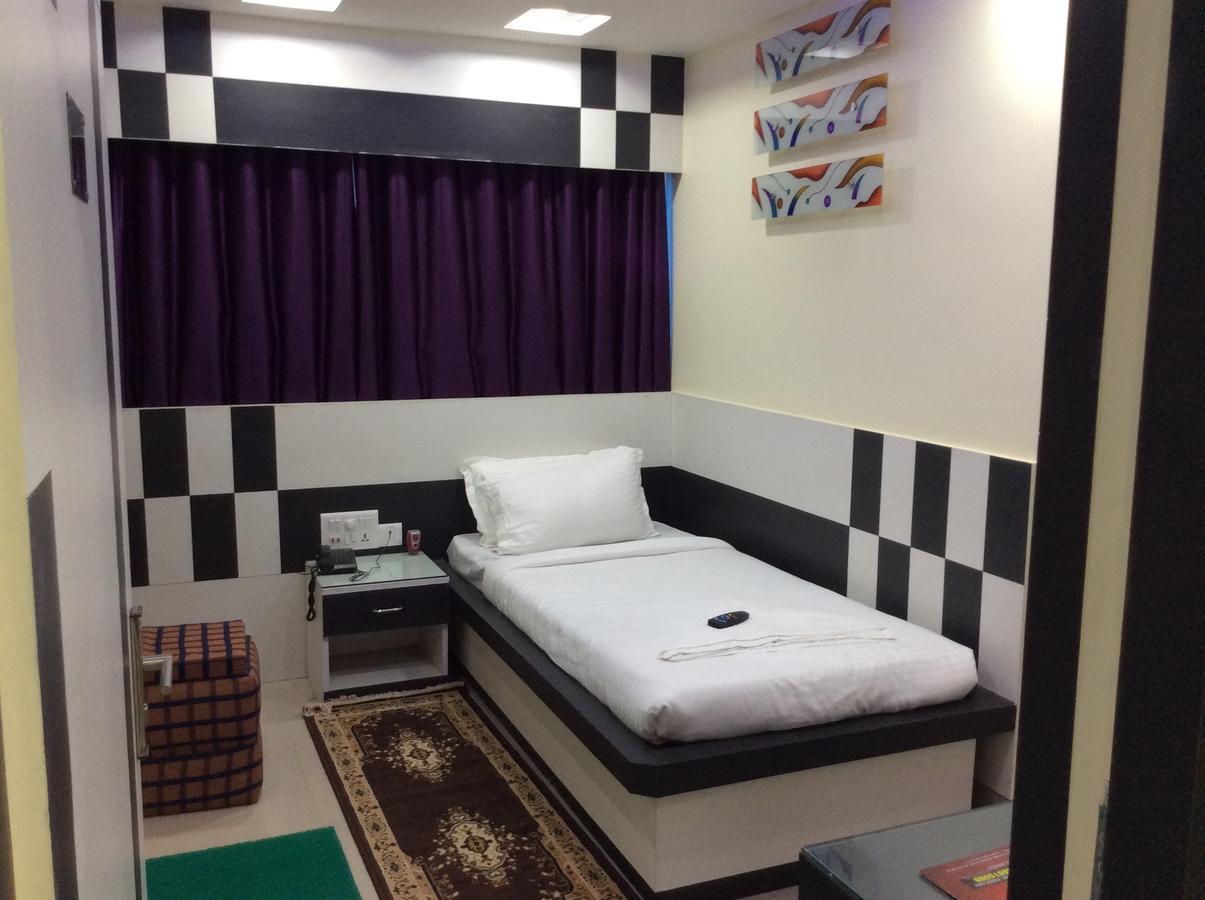 مظفربور Hotel Central Park المظهر الخارجي الصورة